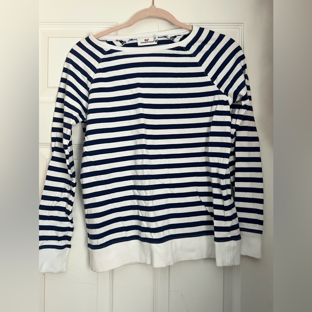 Crew neck